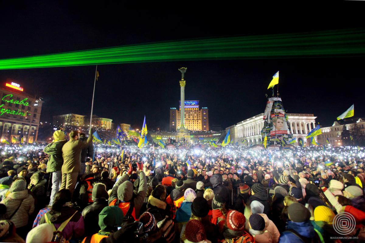 Петро Задорожний Концерт гурту “Океан Ельзи” на майдані Незалежності 14 грудня 2013 року